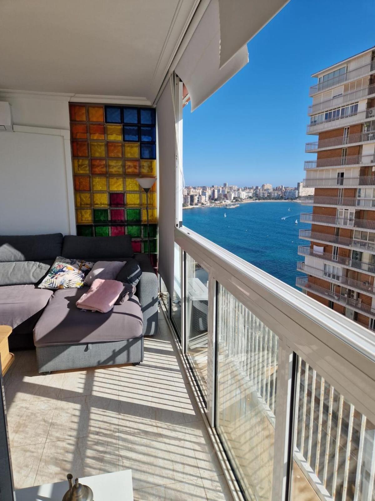Vistas Al Mar. Gran Salon. Playa A 1 Minuto. Wifi Apartment Alicante Exterior photo
