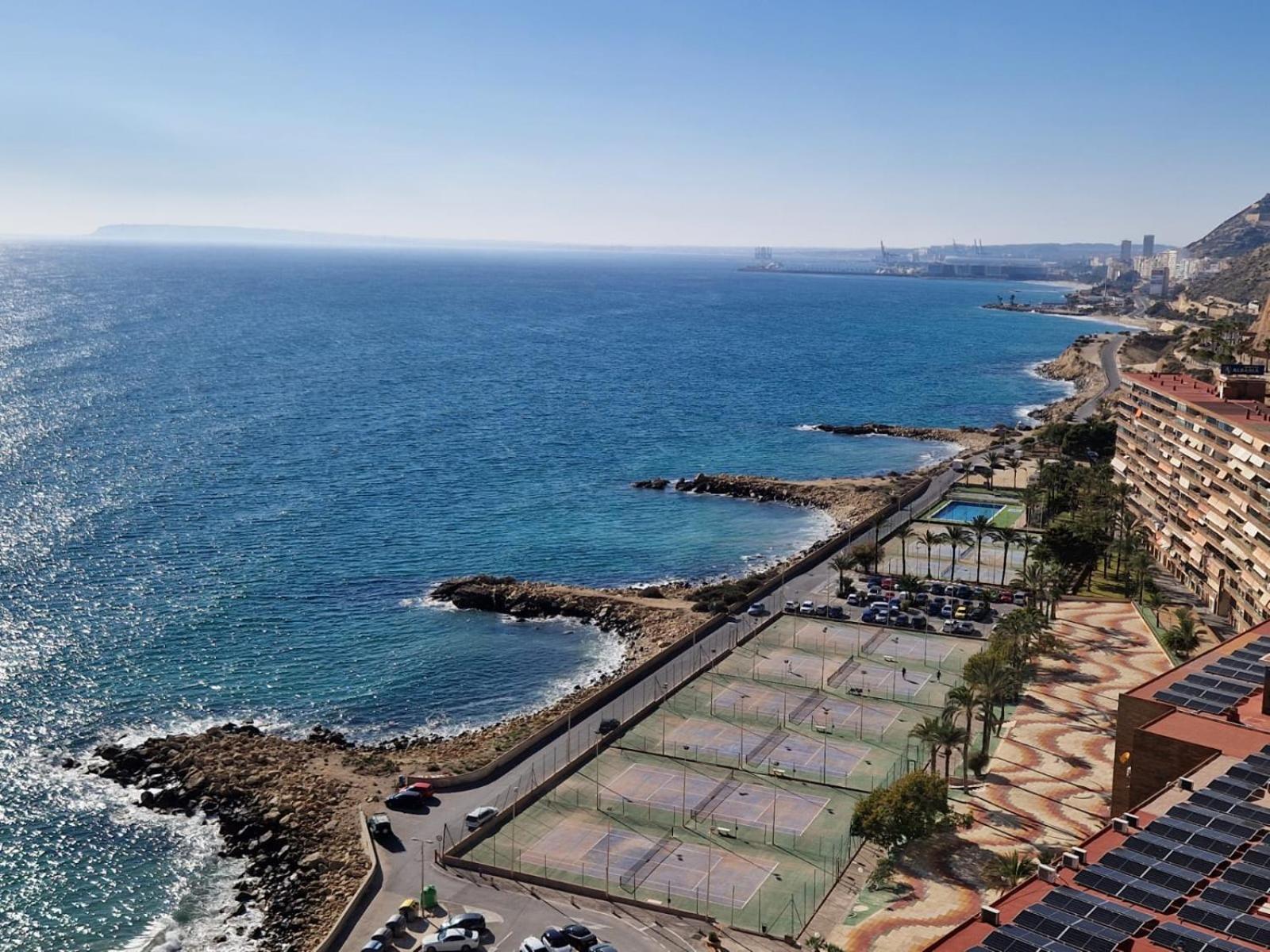 Vistas Al Mar. Gran Salon. Playa A 1 Minuto. Wifi Apartment Alicante Exterior photo